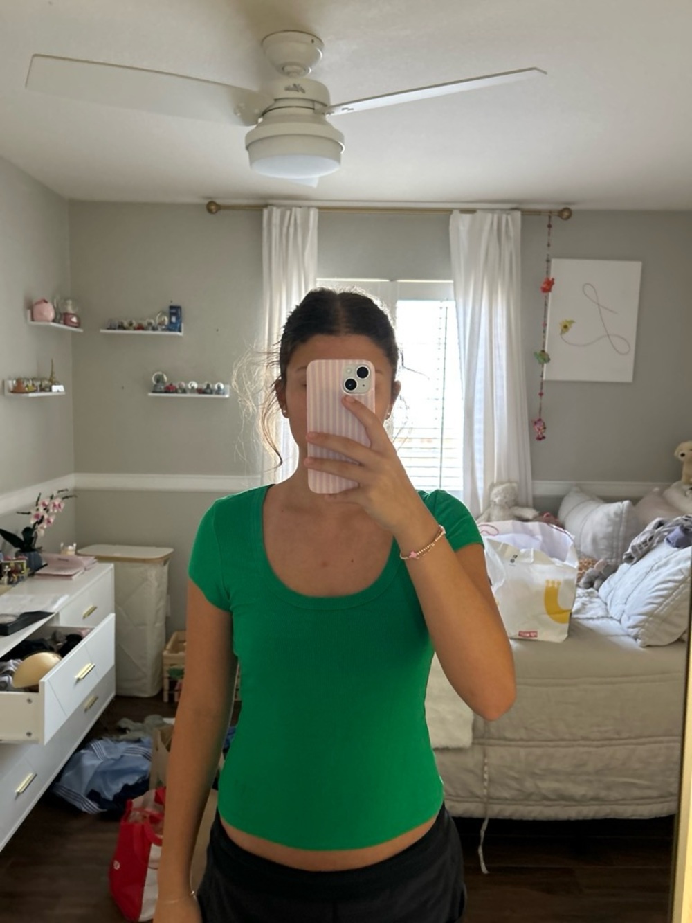 Women’s Scoop Neck Short Sleeve Top - Green